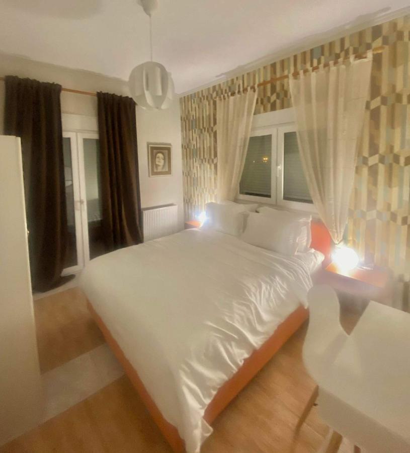 Snd Rentals -Boutique Apartments Kozani Bagian luar foto